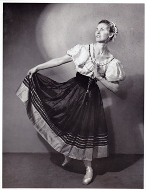 Joan_Denise_Moriarty_Dancing